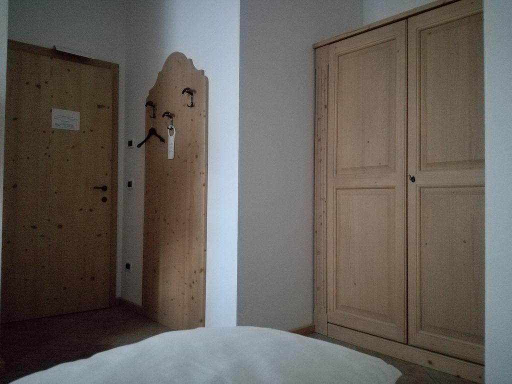 צ'מברה Agriturismo Le Cavade מראה חיצוני תמונה